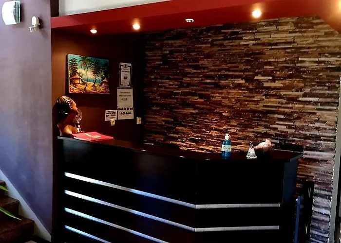 Rixus Ξενοδοχείο *